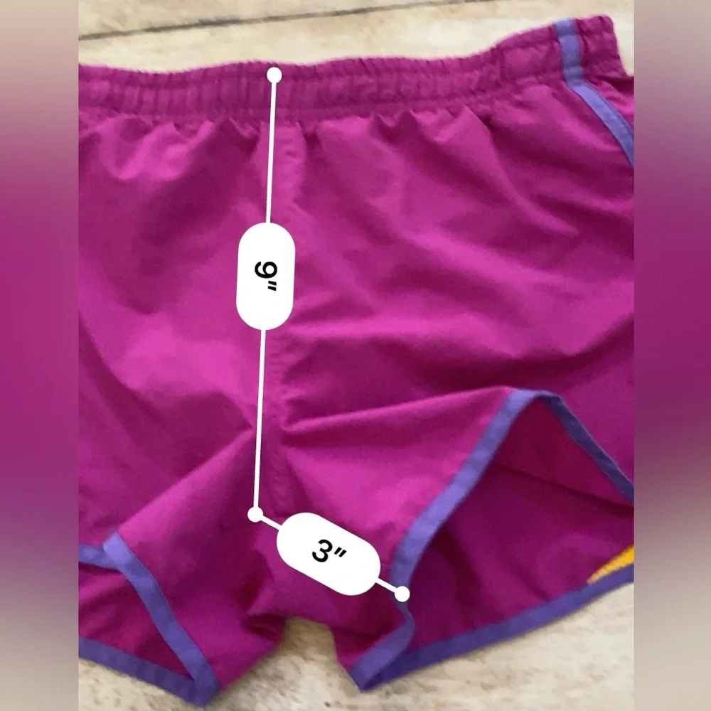 Under Armour Women’s Sz S Escape 3” Fuschia/Orange Athletic‎ Shorts